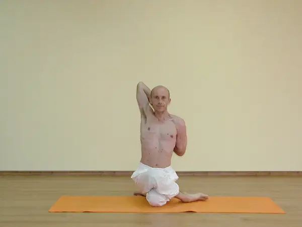 Gomukhasana
