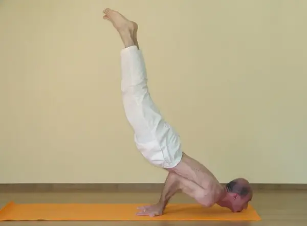Uttana Mayurasana