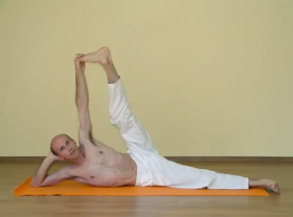 Anantasana
