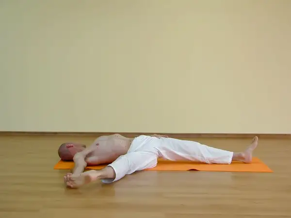 Supta Padangusthasana B