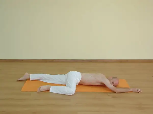 Parshva Shavasana