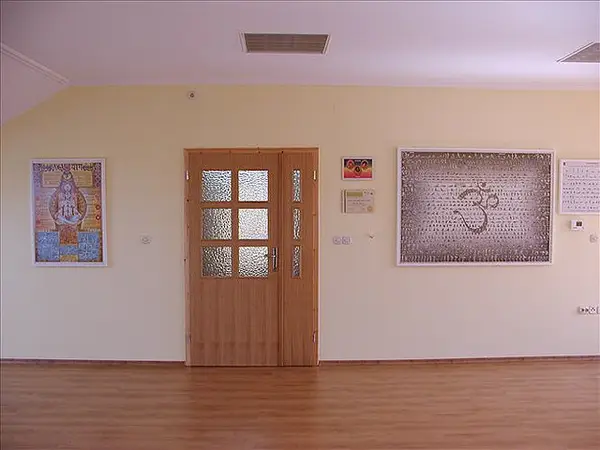 08