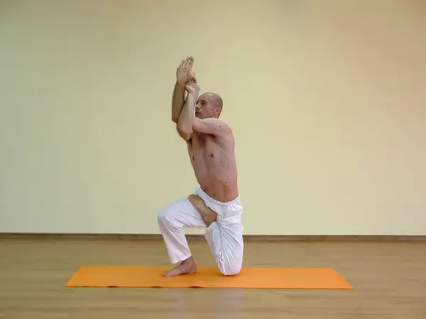 Vatayanasana
